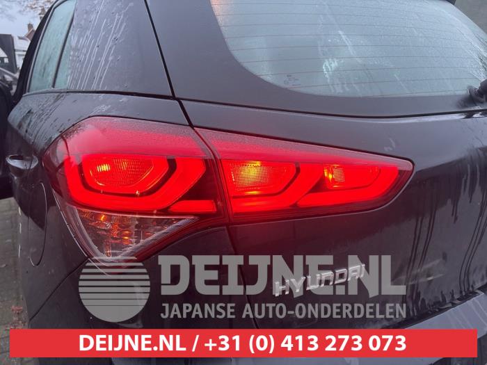Hyundai i20 1.2i 16V Sloopvoertuig (2015, Zwart)