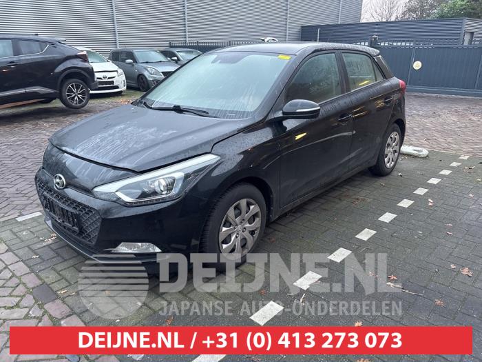 Hyundai i20 1.2i 16V Sloopvoertuig (2015, Zwart)