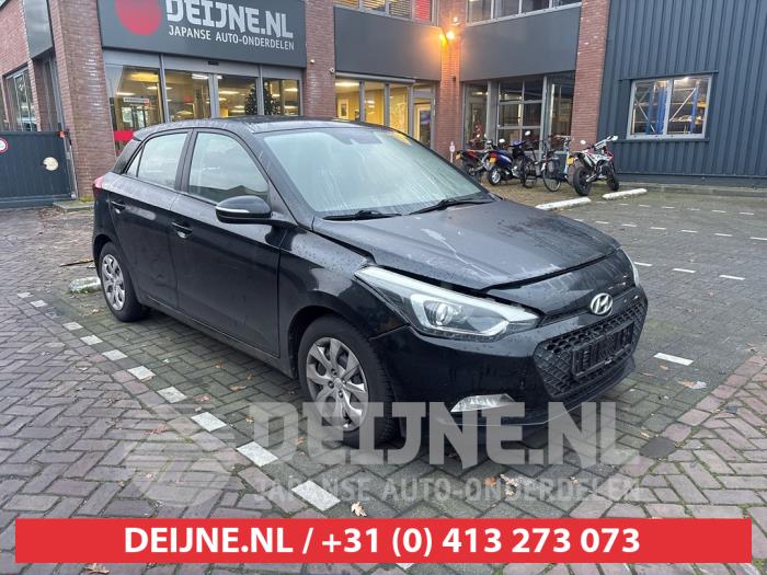 Hyundai i20 1.2i 16V Sloopvoertuig (2015, Zwart)