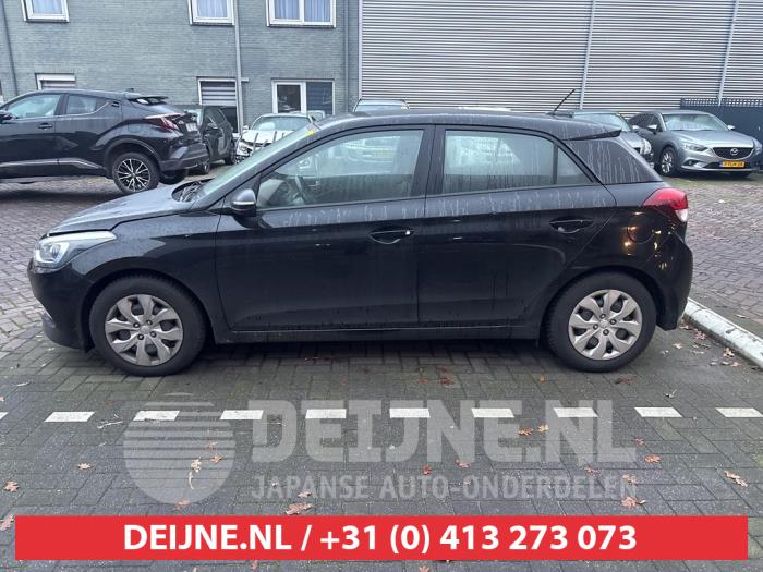 Hyundai i20 1.2i 16V Sloopvoertuig (2015, Zwart)