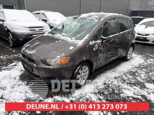 Mitsubishi Colt 04-