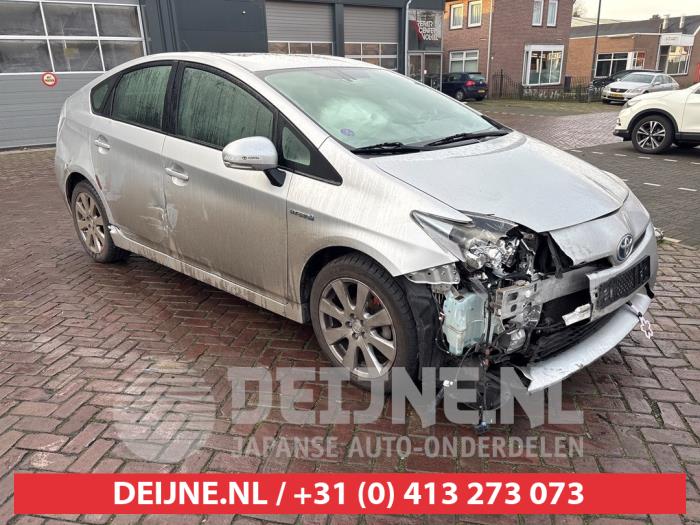 Toyota Prius Side skirt, left O706130