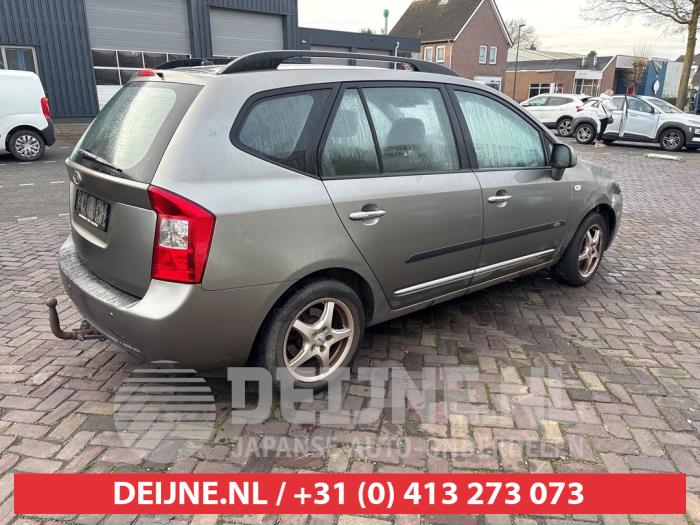 Kia Carens III 2.0i CVVT 16V Sloopvoertuig (2009, Grijs)