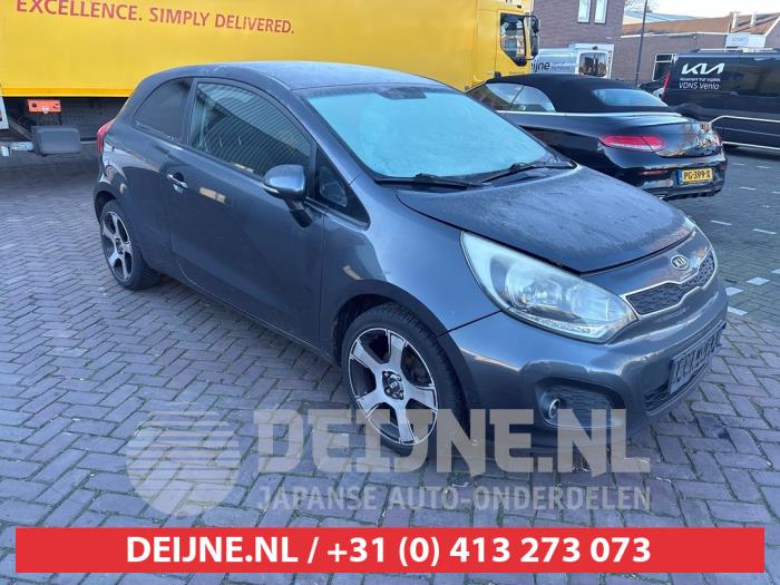 Kia Rio III 1.2 CVVT 16V Sloopvoertuig (2012, Grijs)