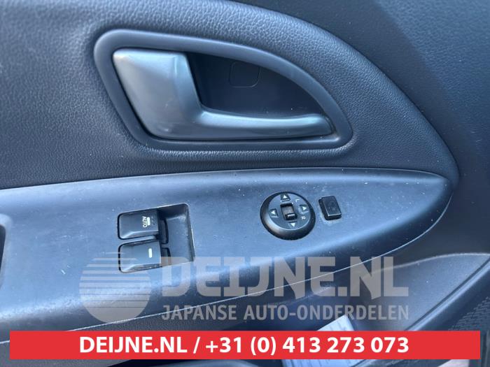 Kia Rio III 1.2 CVVT 16V Sloopvoertuig (2012, Grijs)