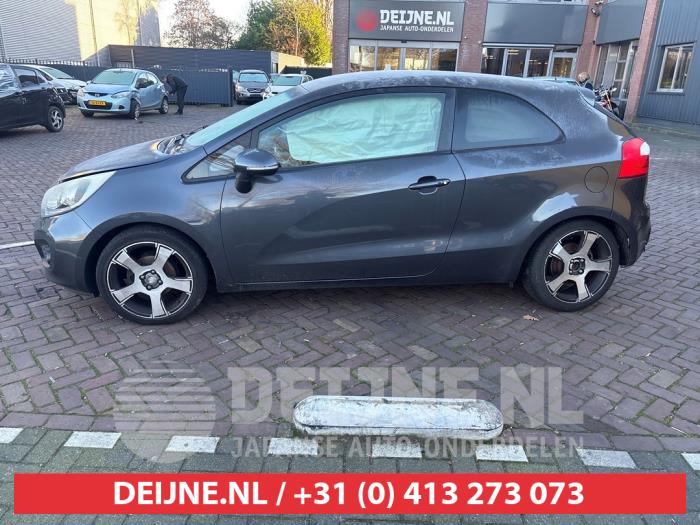 Kia Rio III 1.2 CVVT 16V Sloopvoertuig (2012, Grijs)