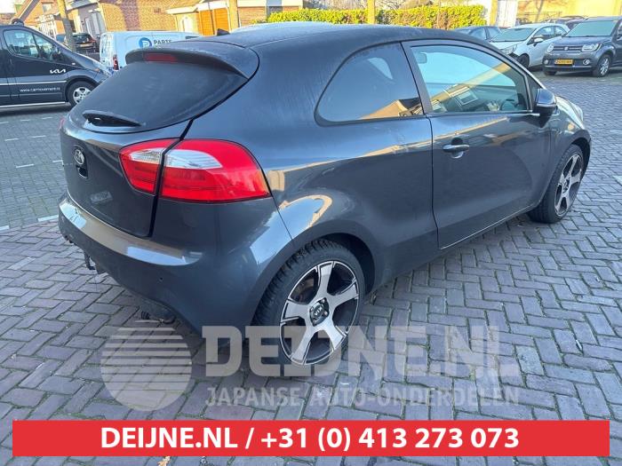 Kia Rio III 1.2 CVVT 16V Sloopvoertuig (2012, Grijs)