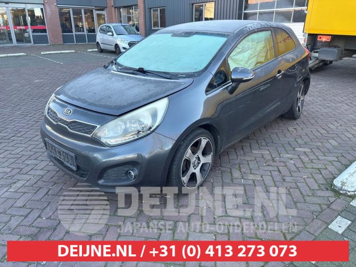 Kia Rio III 1.2 CVVT 16V Sloopvoertuig (2012, Grijs)