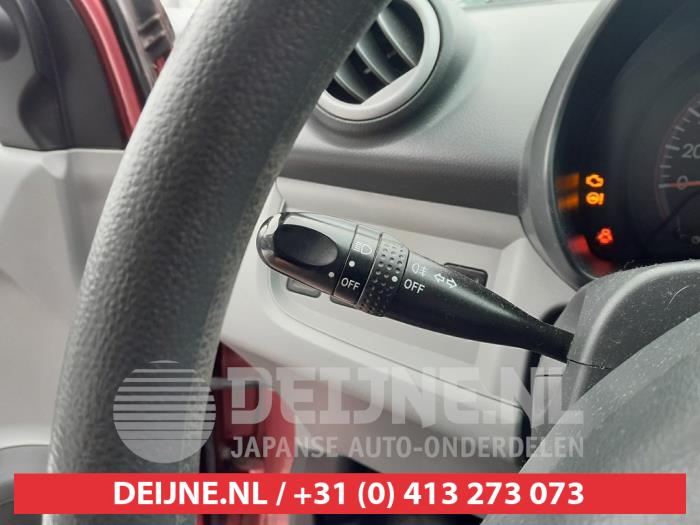 Suzuki Alto 1.0 12V Sloopvoertuig (2010, Roze)