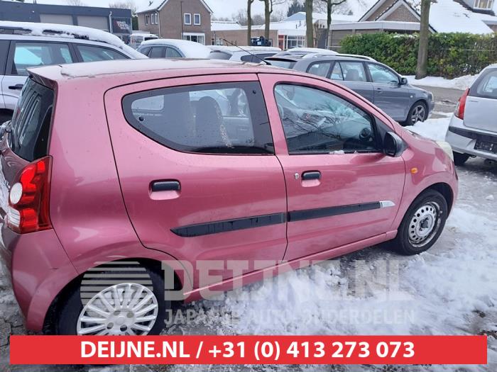 Suzuki Alto 1.0 12V Sloopvoertuig (2010, Roze)