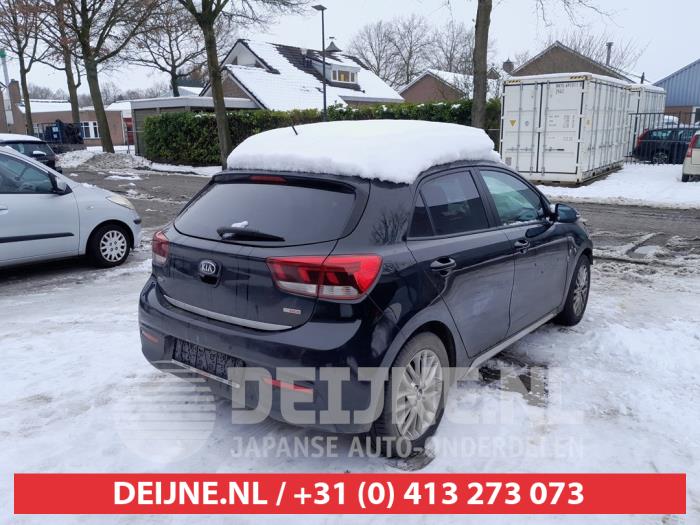 Kia Rio IV 1.0i T-GDi 100 12V Sloopvoertuig (2017, Zwart)