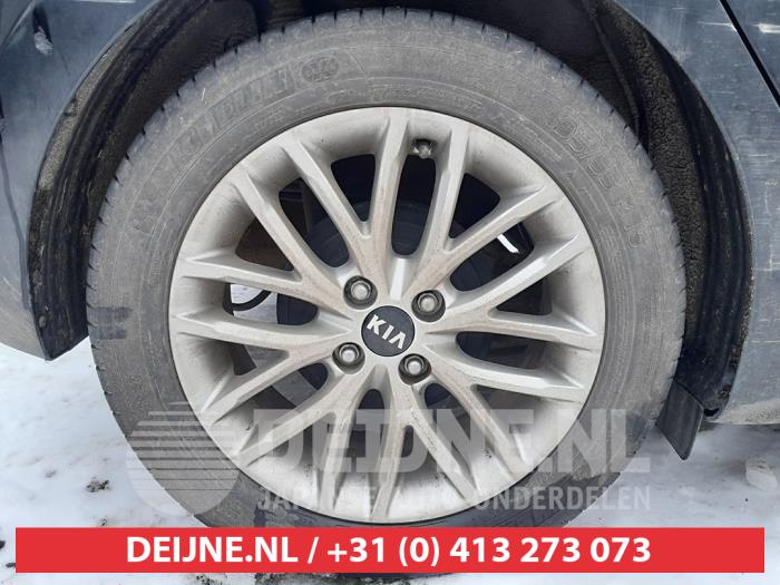 Kia Rio IV 1.0i T-GDi 100 12V Sloopvoertuig (2017, Zwart)