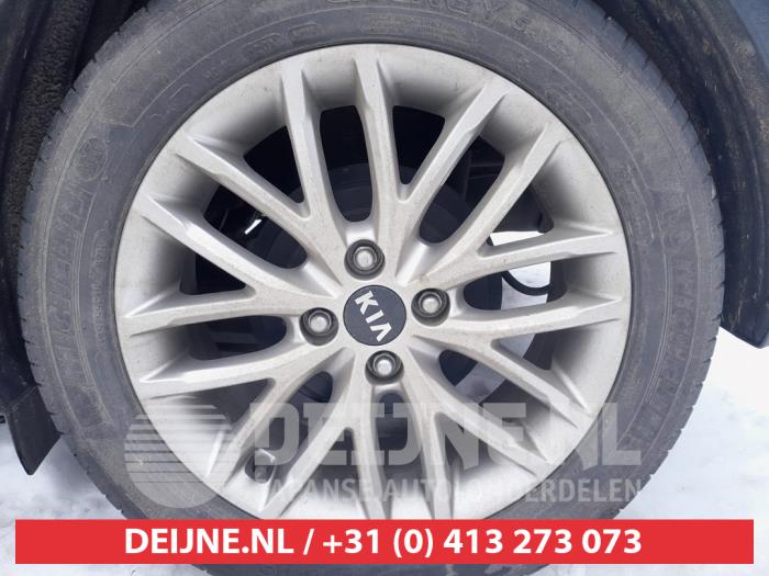Kia Rio IV 1.0i T-GDi 100 12V Sloopvoertuig (2017, Zwart)