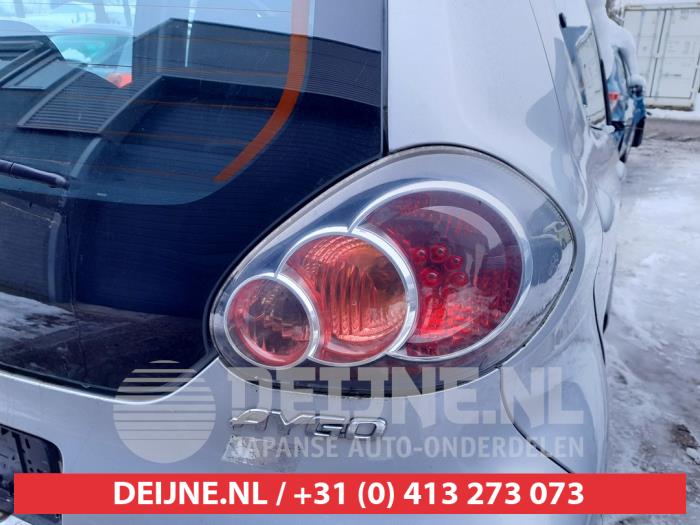 Toyota Aygo 1.0 12V VVT-i Sloopvoertuig (2009, Zilvergrijs)