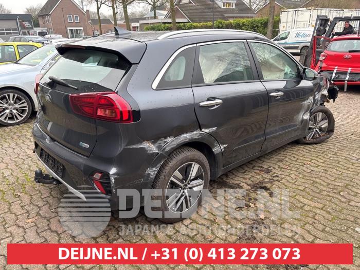 Kia Niro I 1.6 GDI Hybrid Sloopvoertuig (2020, Grijs)