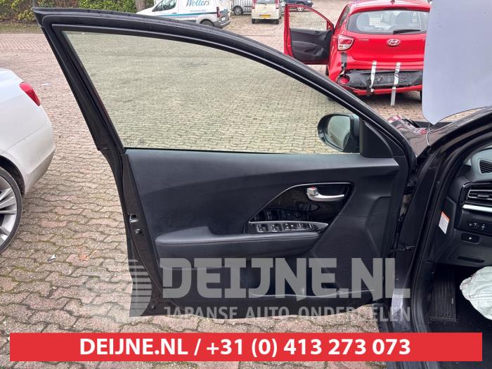 Kia Niro I 1.6 GDI Hybrid Sloopvoertuig (2020, Grijs)