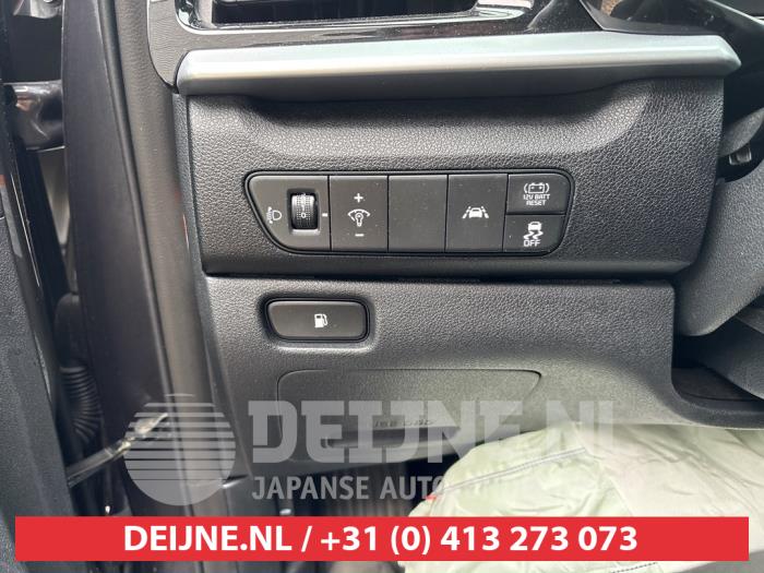 Kia Niro I 1.6 GDI Hybrid Sloopvoertuig (2020, Grijs)