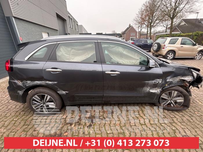 Kia Niro I 1.6 GDI Hybrid Sloopvoertuig (2020, Grijs)