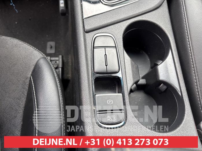 Kia Niro I 1.6 GDI Hybrid Sloopvoertuig (2020, Grijs)