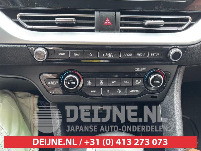 Kia Niro I 1.6 GDI Hybrid Sloopvoertuig (2020, Grijs)