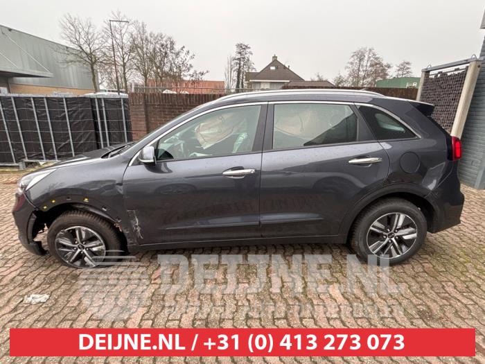 Kia Niro I 1.6 GDI Hybrid Sloopvoertuig (2020, Grijs)