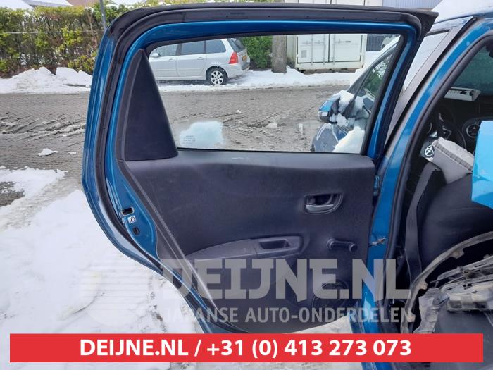 Toyota Yaris III 1.0 12V VVT-i Sloopvoertuig (2014, Blauw)