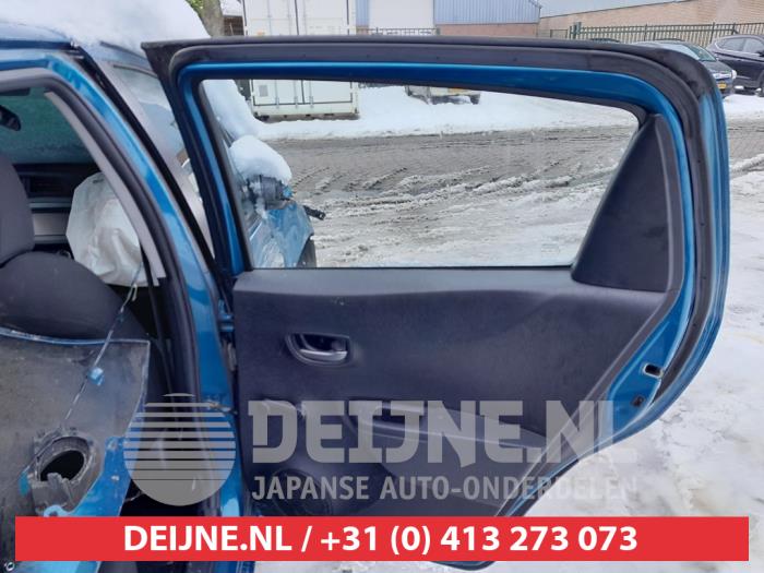 Toyota Yaris III 1.0 12V VVT-i Sloopvoertuig (2014, Blauw)