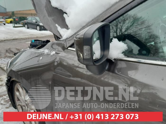 Mazda 3 2.0 SkyActiv-G 120 16V Sloopvoertuig (2014, Titanium)