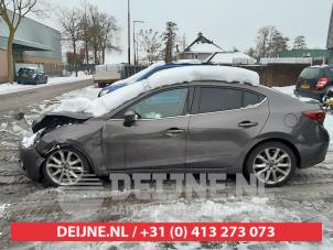 Mazda 3 13-