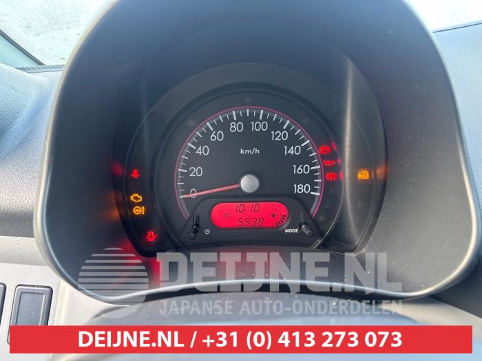 Nissan Pixo 1.0 12V Sloopvoertuig (2010, Grijs)