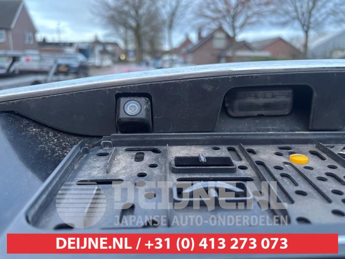 Toyota Auris 1.8 16V HSD Full Hybrid Sloopvoertuig (2010, Zwart)