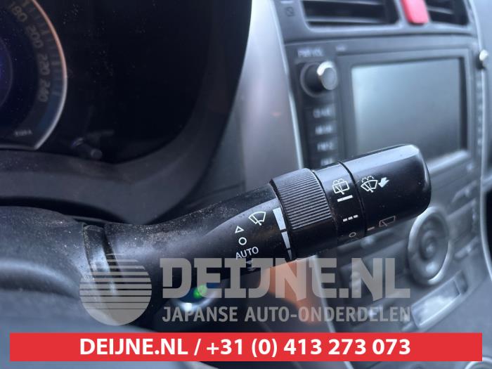 Toyota Auris 1.8 16V HSD Full Hybrid Sloopvoertuig (2010, Zwart)