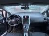 Toyota Auris 1.8 16V HSD Full Hybrid Sloopvoertuig (2010, Zwart)