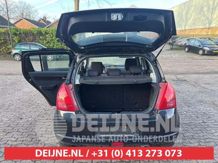 Suzuki Swift 1.3 VVT 16V Sloopvoertuig (2006, Zwart)
