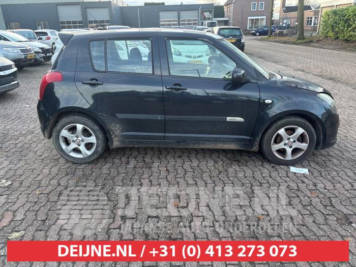 Suzuki Swift 1.3 VVT 16V Sloopvoertuig (2006, Zwart)