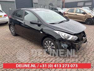 Hyundai I30 Hoedenplank O728497 Donorvoertuig