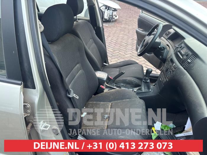 Toyota Corolla 1.6 16V VVT-i Sloopvoertuig (2005, Grijs)