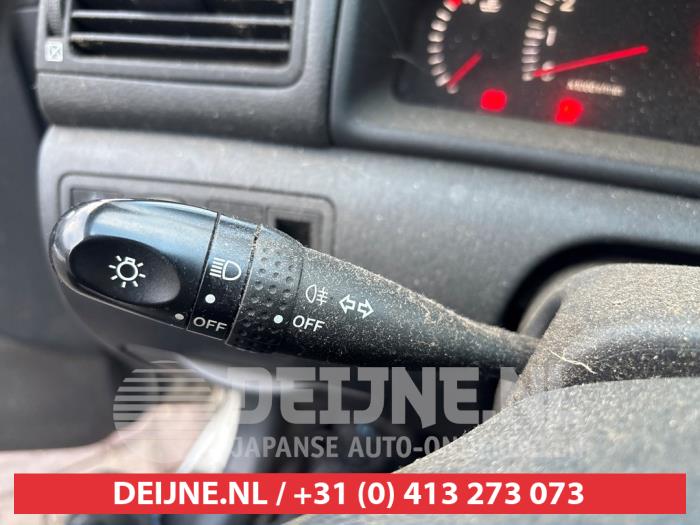 Toyota Corolla 1.6 16V VVT-i Sloopvoertuig (2005, Grijs)