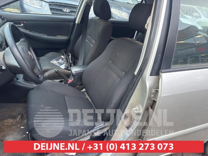 Toyota Corolla 1.6 16V VVT-i Sloopvoertuig (2005, Grijs)