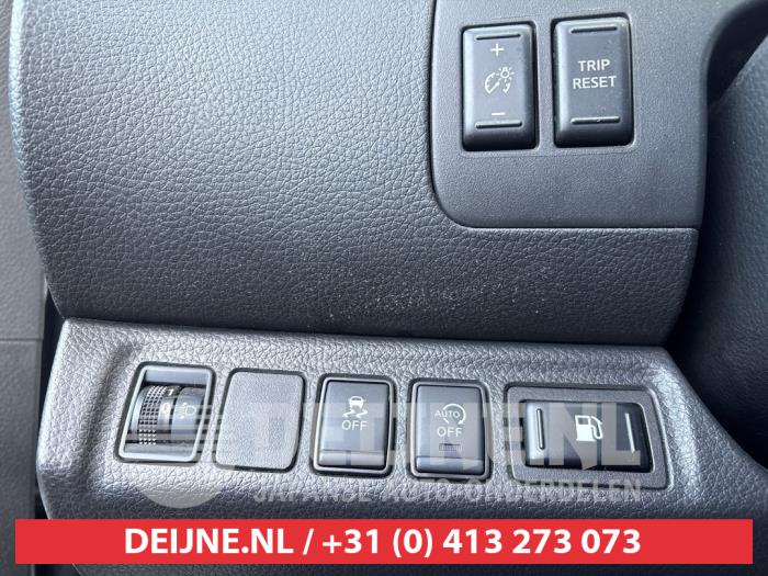 Nissan NP 300 Navara 2.3 dCi twinturbo 16V Sloopvoertuig (2018)
