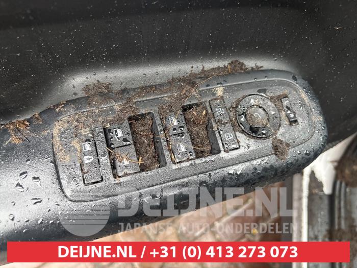 Hyundai Santa Fe V 1.6 T-GDI PHEV 4WD Sloopvoertuig (2025, Grijs)