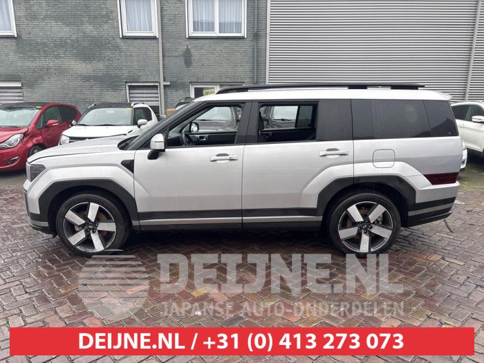 Hyundai Santa Fe V 1.6 T-GDI PHEV 4WD Sloopvoertuig (2025, Grijs)