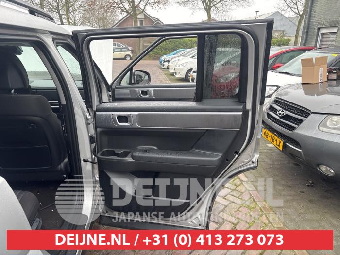 Hyundai Santa Fe V 1.6 T-GDI PHEV 4WD Sloopvoertuig (2025, Grijs)