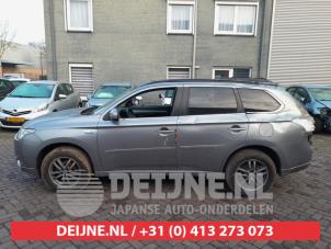 Mitsubishi Outlander 12-