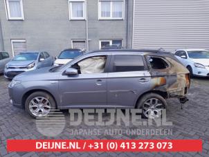 Mitsubishi Outlander 12-