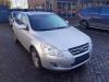Kia Cee'd Sporty Wagon 1.6 CVVT 16V Sloopvoertuig (2009, Grijs)