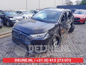 Toyota RAV-4 19-