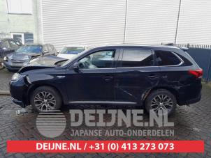 Mitsubishi Outlander 12-