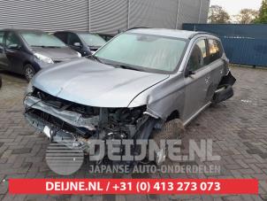 Mitsubishi Outlander 12-