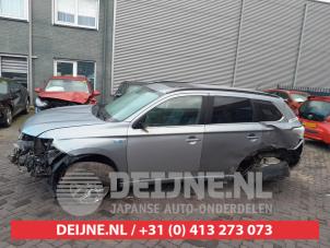 Mitsubishi Outlander 12-